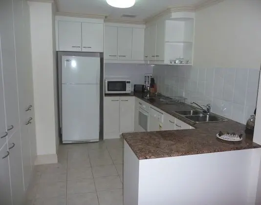 City Escape 2BD in Adelaides East End 2 - Mutfak
