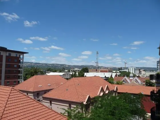 City Escape 3BD in Adelaides East End 6
