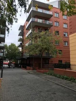City Escape 3BD in Adelaides East End 6 - Dış Mekan