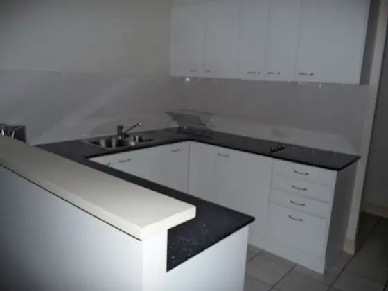 City Escape 3BD in Adelaides East End 6 - Mutfak