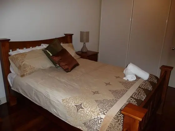 City Escape 3BD in Adelaides East End 6 - Oda