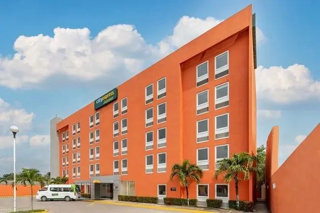 City Express Junior Veracruz Aeropuerto - Dış Mekan