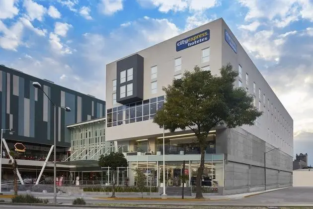 City Express by Marriott Ciudad De México La Raza - Dış Mekan