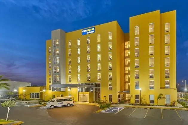 City Express by Marriott Tijuana Otay - Dış Mekan