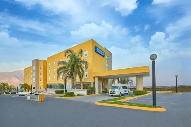 City Express Monterrey Santa Catarina - Dış Mekan