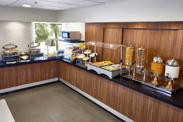 City Express Silao Aeropuerto - Yerinde Yemek