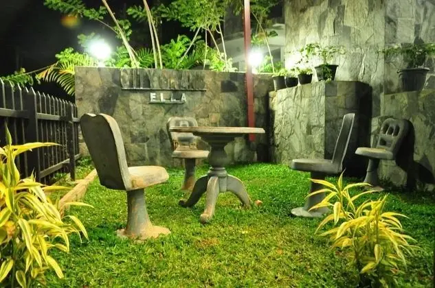 Hotel City Grand Ella