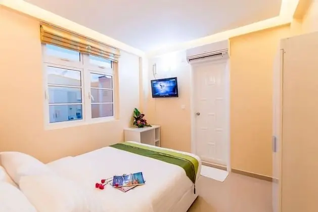 City Grand Hotel