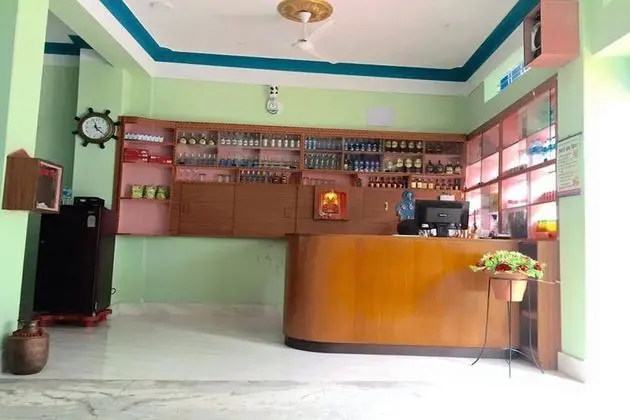 City Guest House and Family Restaurant - Lobi