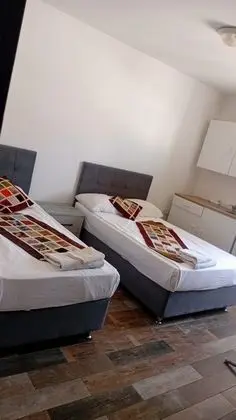 City Hotel