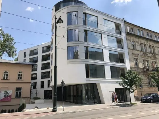 City of The Kings Piano Apartment
