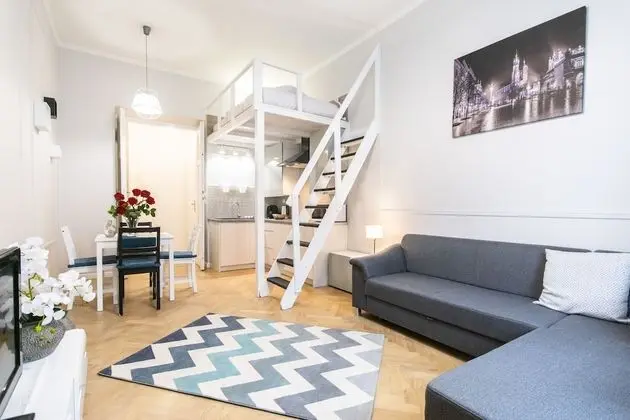 City Lights Apartments - Topolowa 48