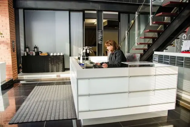 City Living Boutique Hotel - Lobi