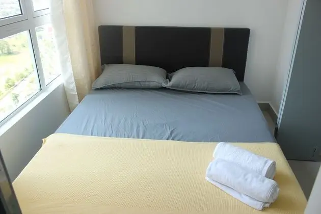 City Living with Panoramic Sea Views at Danga Bay - Oda