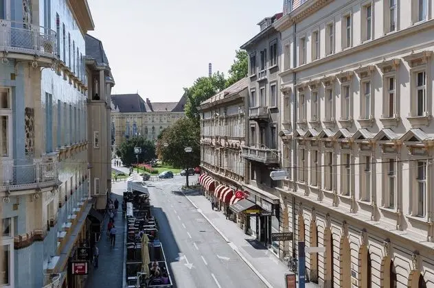 The City Lodge Boutique Apartments