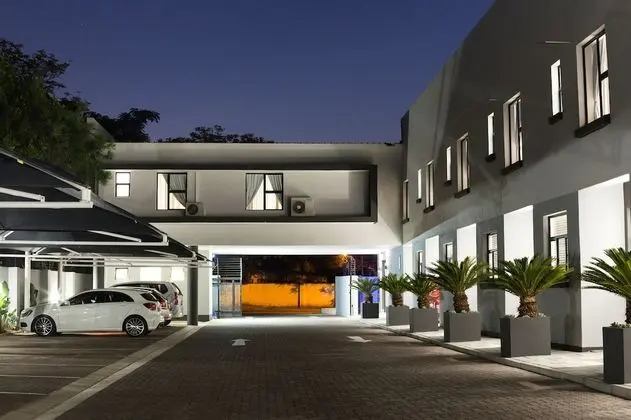 City Mews on Independence
