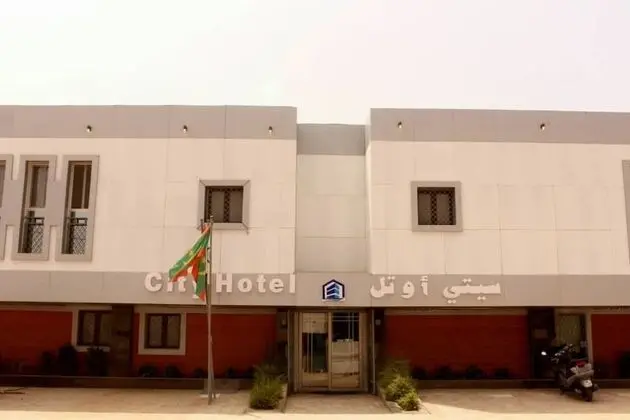 City Hotel