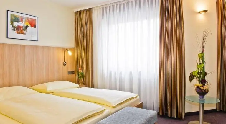 City Partner Hotel Berliner Hof - Oda