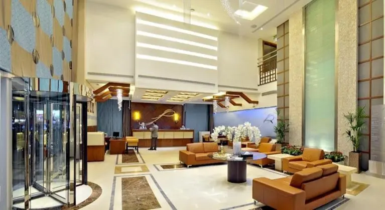 City Premiere Hotel Apartments - Lobi