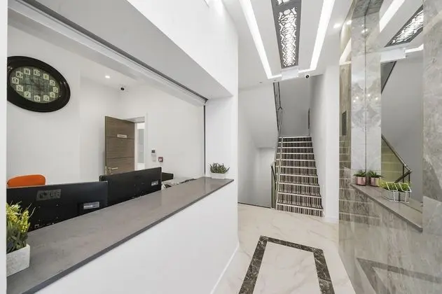 City Prime Apartments - Lobi