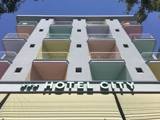 Hotel City