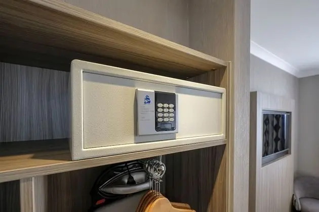 City Sleeper at Royal National Hotel - Oda