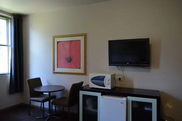 City Square Motel