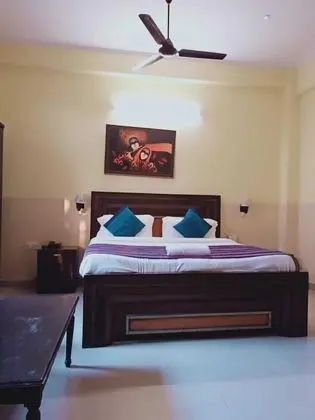 City Stay Hotel 22