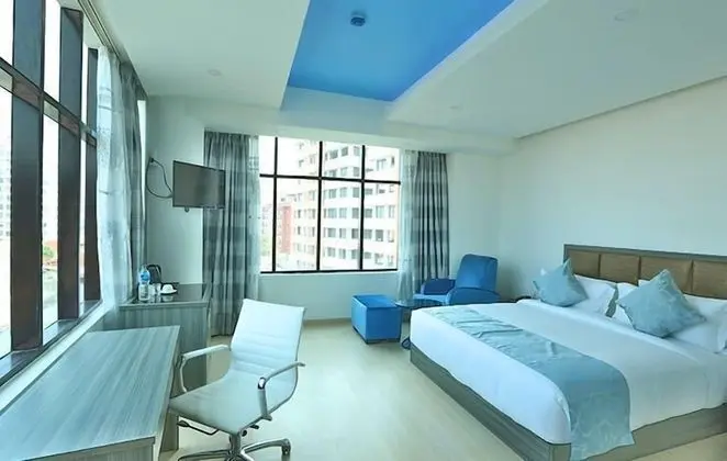 City Hotel & Suites - Oda