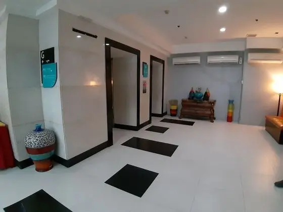 City Suites by P&J - Lobi