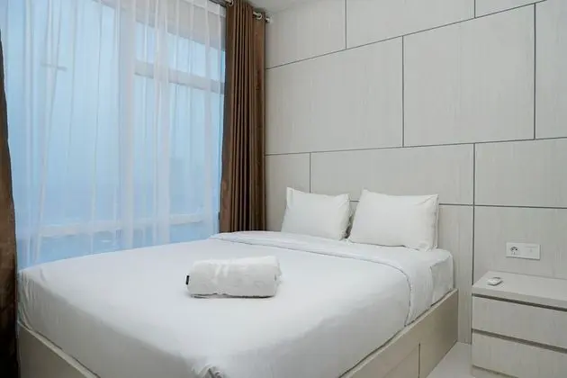 City View 1BR at Puri Mansion Apartment - Öne Çıkan Resim