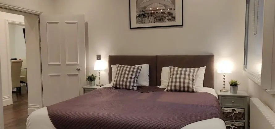 City Visits - Mint Drive