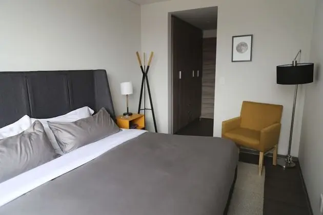 City Vistas Apartment by Mr.W