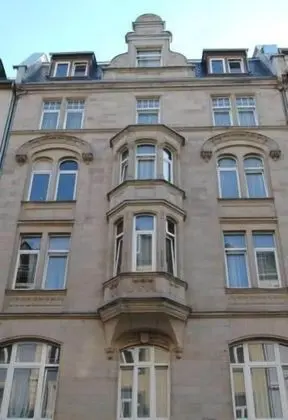 City Hotel West - Dış Mekan