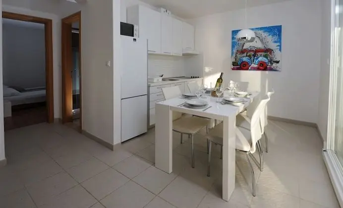 Citybreak Apartman With Private Beach Near Split - İç Mekan