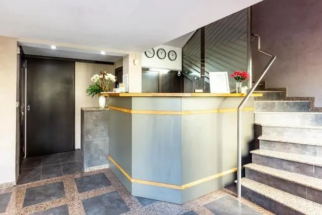 CityHome Aparthotel - Lobi