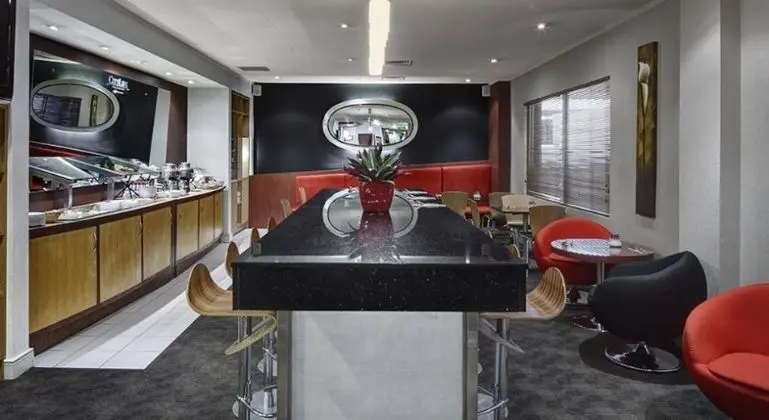 CityLife Wellington A Heritage Hotel - Yeme / İçme