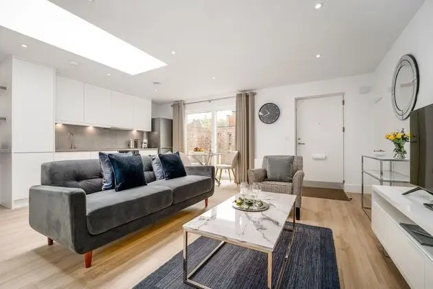 Citystay - Finch House