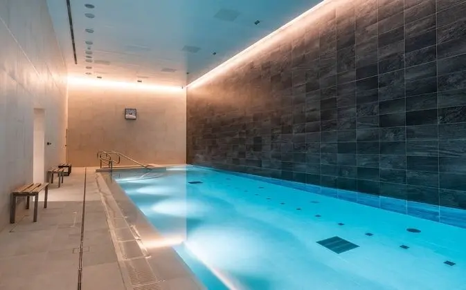 CitySuites 2 Aparthotel - Havuz