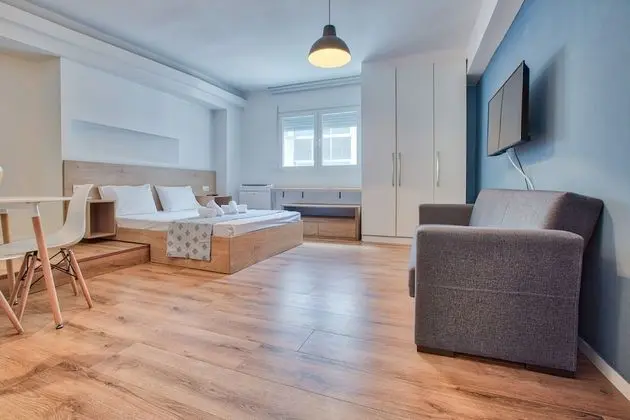 CivilianBoutiqueApartmentsNilie