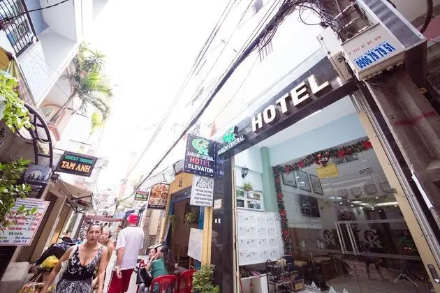 CK Saigon Central Hotel