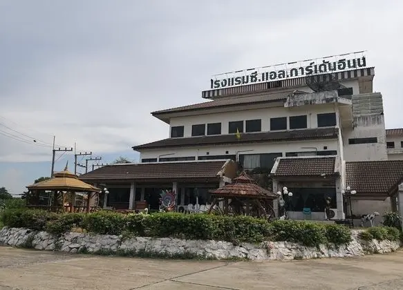 CL Garden Inn