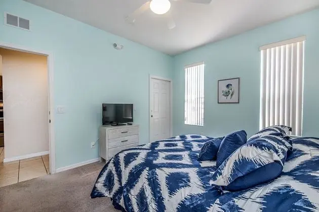 Clabria Villa Regal Palms 1 - Oda