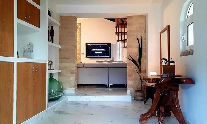 Villa Claire - Lobi