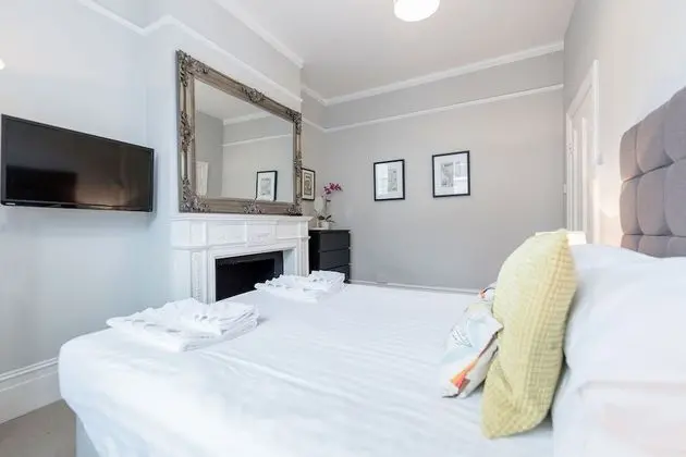 Clapham 2Bed with Patio by BaseToGo