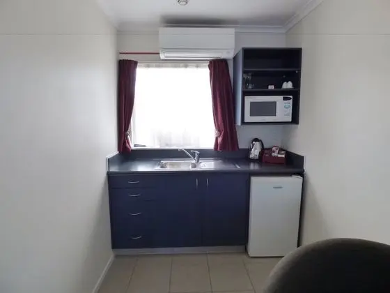 Claremonte Motor Lodge - Mutfak
