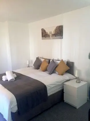 Clarence Place - Oda