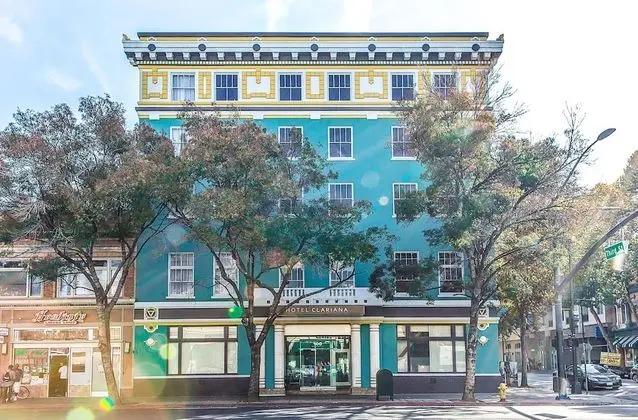 Hotel Clariana