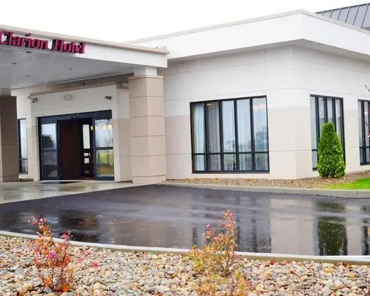 Clarion Hotel Beachwood-Cleveland