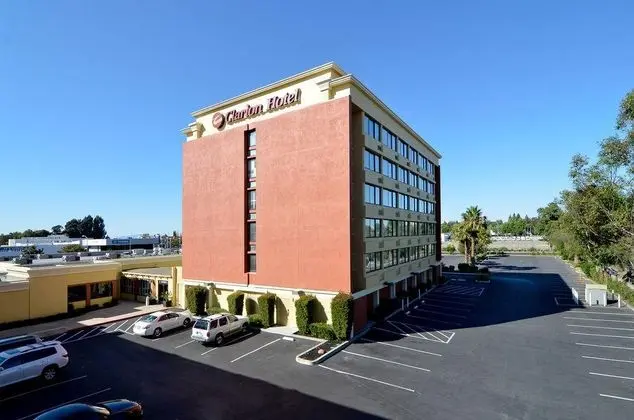 Clarion Hotel Concord